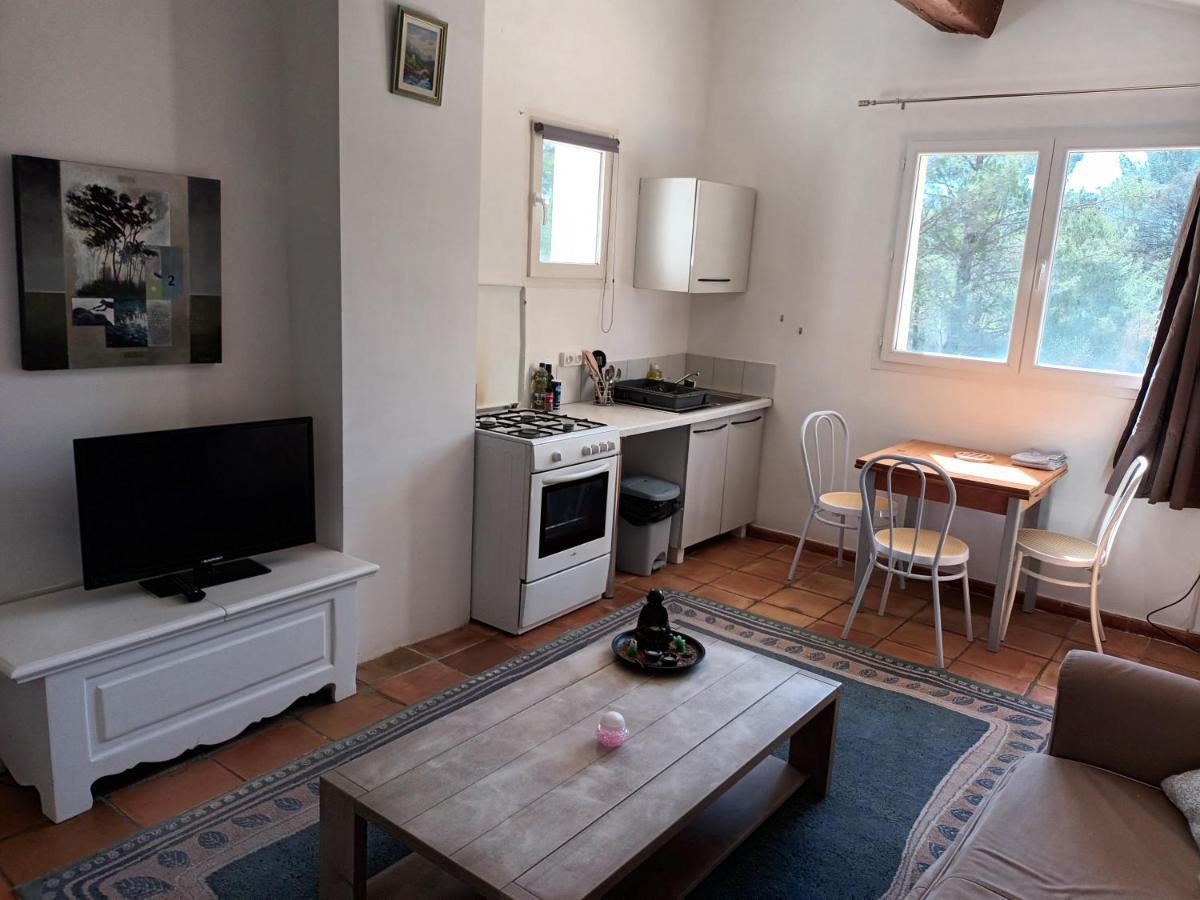 Chambres Tomate, Dans Maison Avec Petit Escalier A 6Km Du Festival De Piano De La Roque D'Antheron Rognes Eksteriør bilde